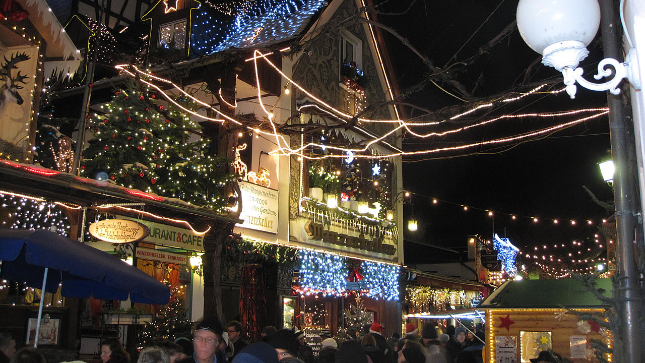 Weihnachtsmarkt der Nationen in Rüdesheim am Rhein