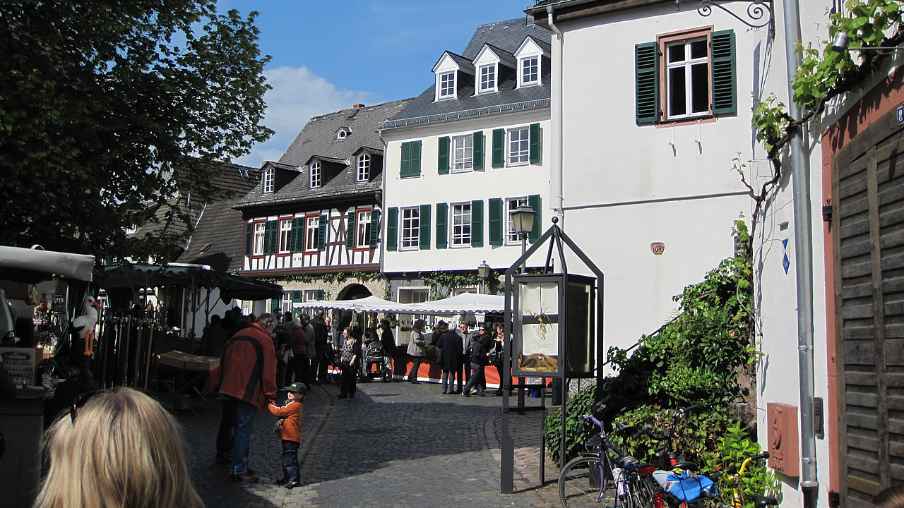 Oestricher Dippemarkt