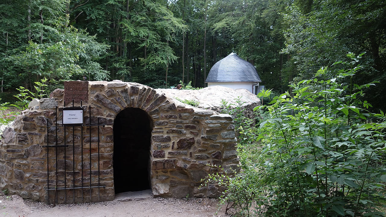 Die Zauberhöhle am Niederwald