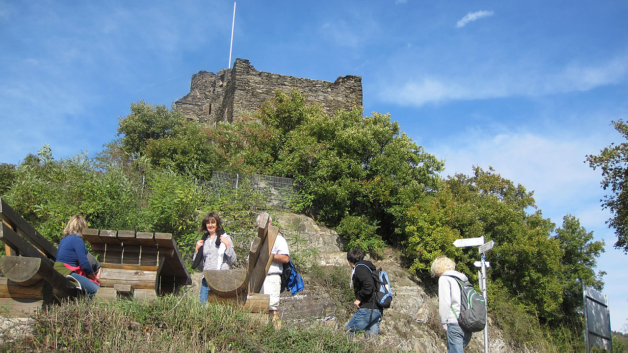 Burg Nollig