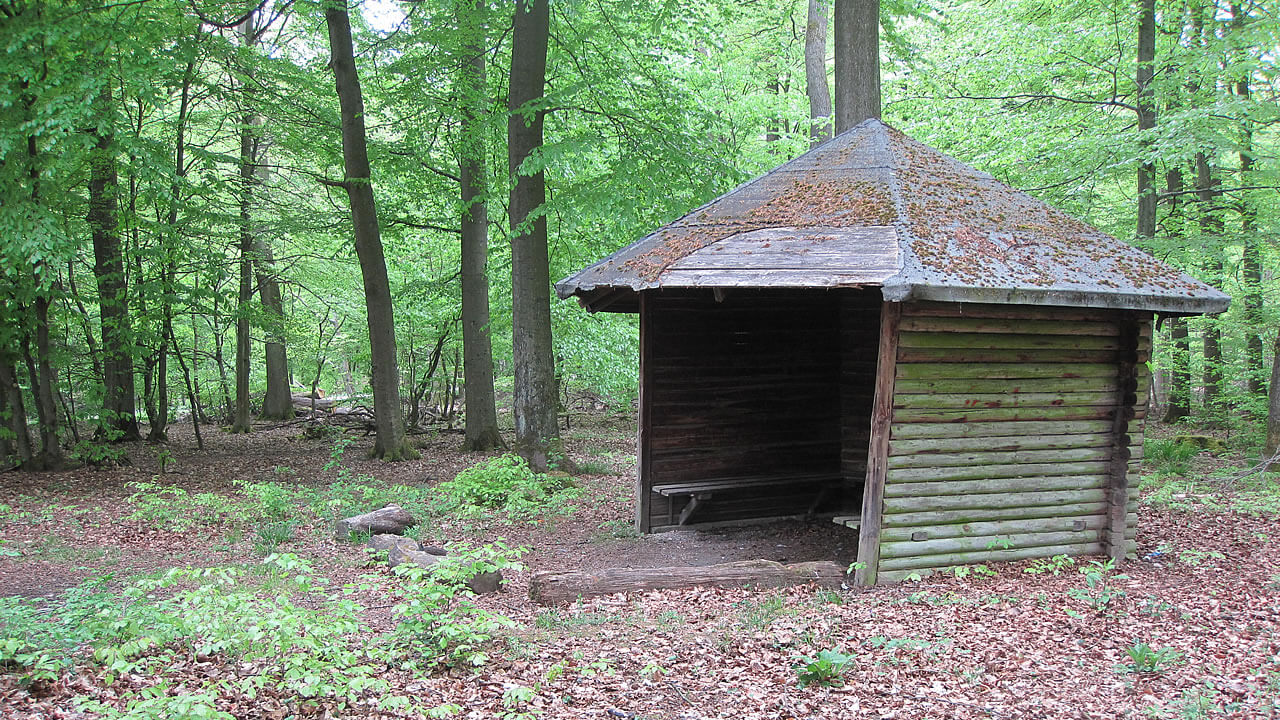 Hütte Sieben Wegweiser