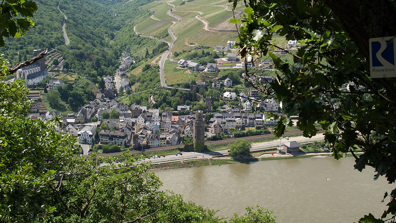 Auf der anderen Rheinseiten: Oberwesel