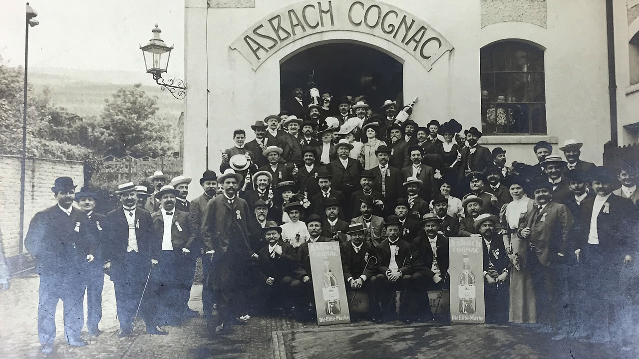 Asbach RÜDESHEIM Hugo Asbach Weinbrand-Brennerei Asbach "Echt" Werbung 1915 